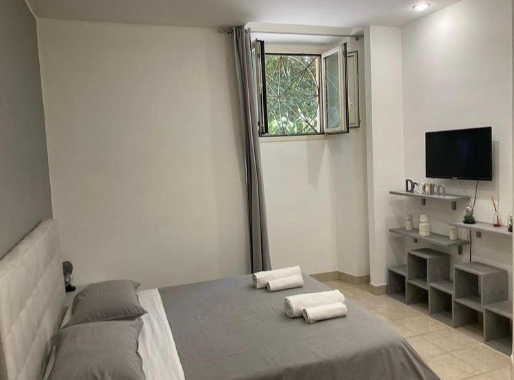 Alex Rhome Apartment Roma Exterior foto